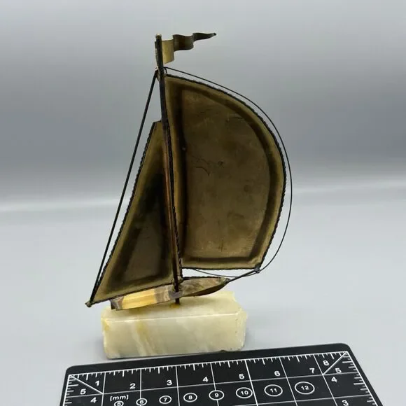 Vtg Brass DeMott Sailboat Maritime Nautical Regatta Sculpture Quartz Base 9.25